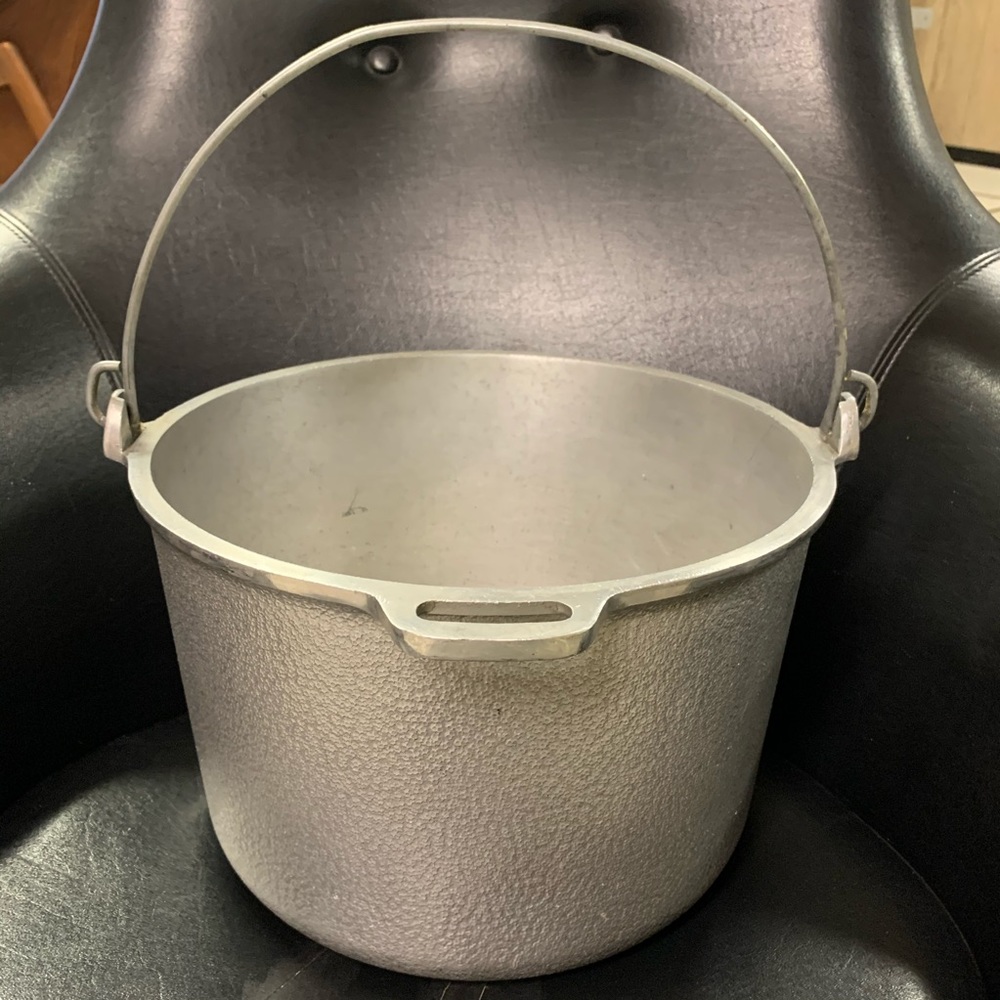 Guardian service ware stock pot